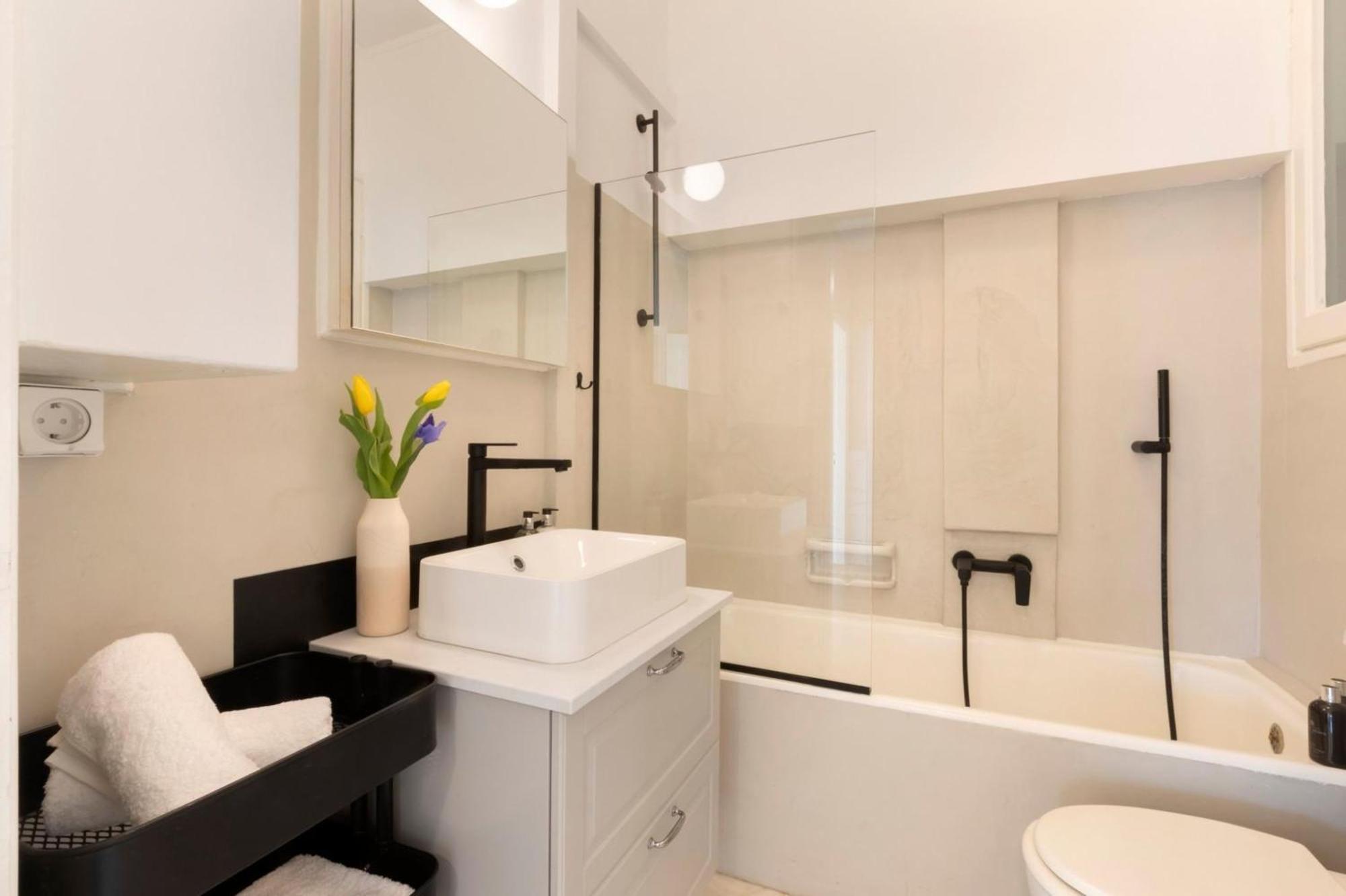 Meliti Apartment In Plaka Афины Экстерьер фото